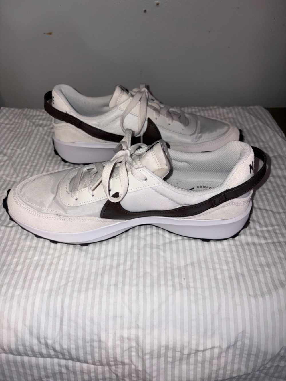 Nike Waffle,  White and Brown Retro-Inspired Low-Top Sneakers